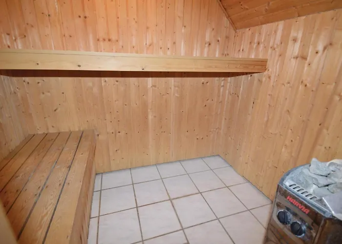 度假居 In Vaeggerlose With Sauna